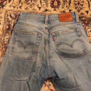 Levi’s wedgie jeans